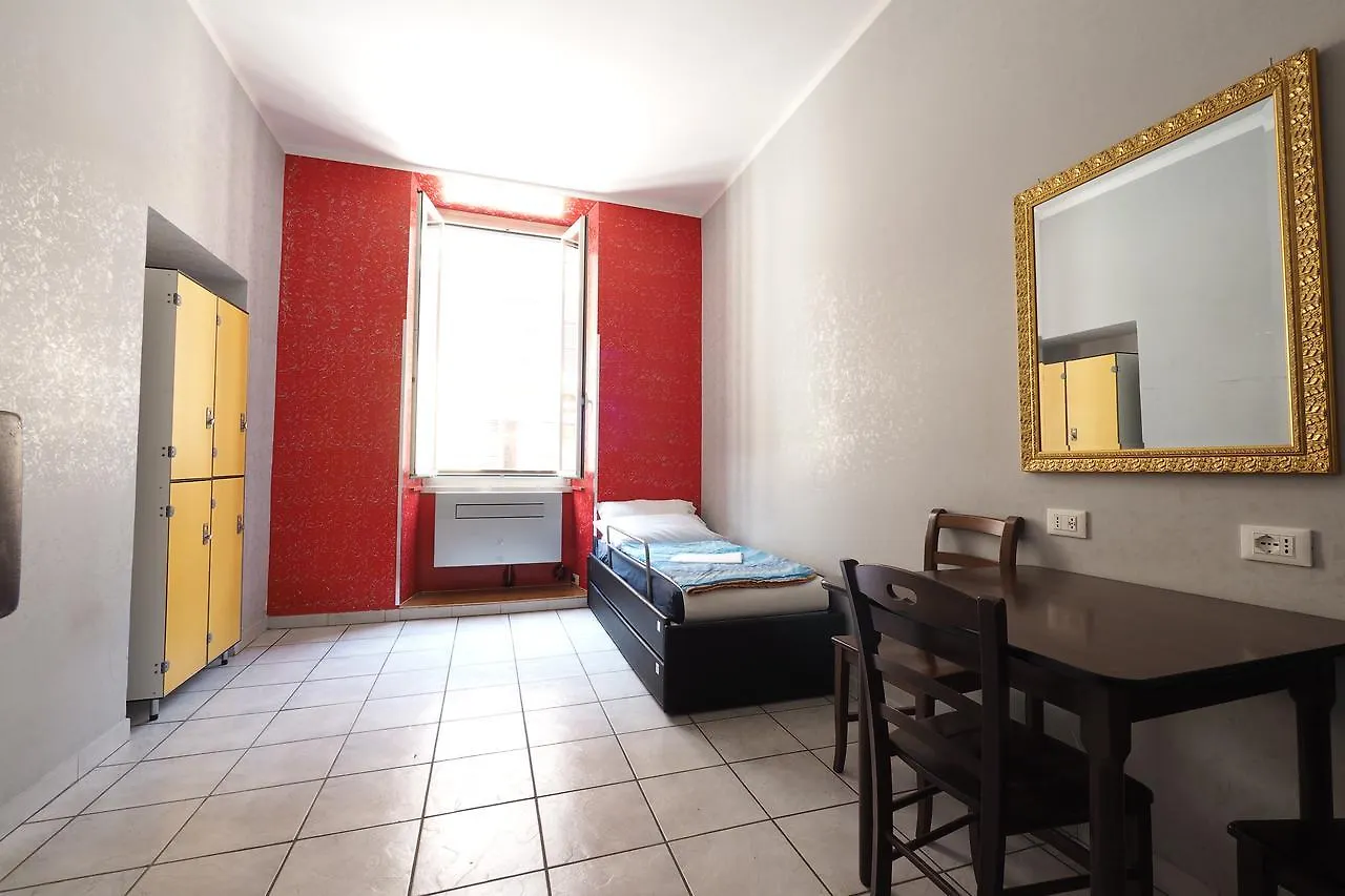 Alessandro Downtown & Bar Rzym Hostel