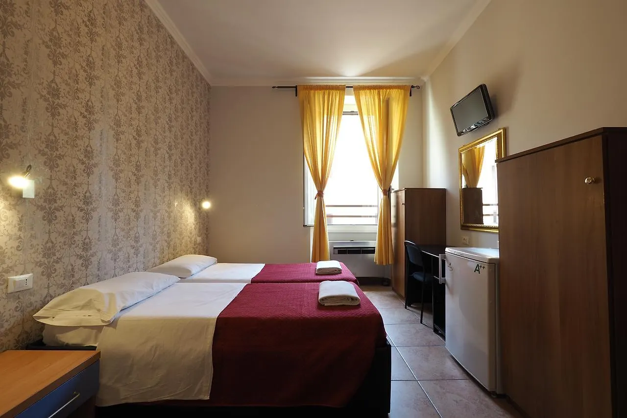 Alessandro Downtown & Bar Rome Hostel