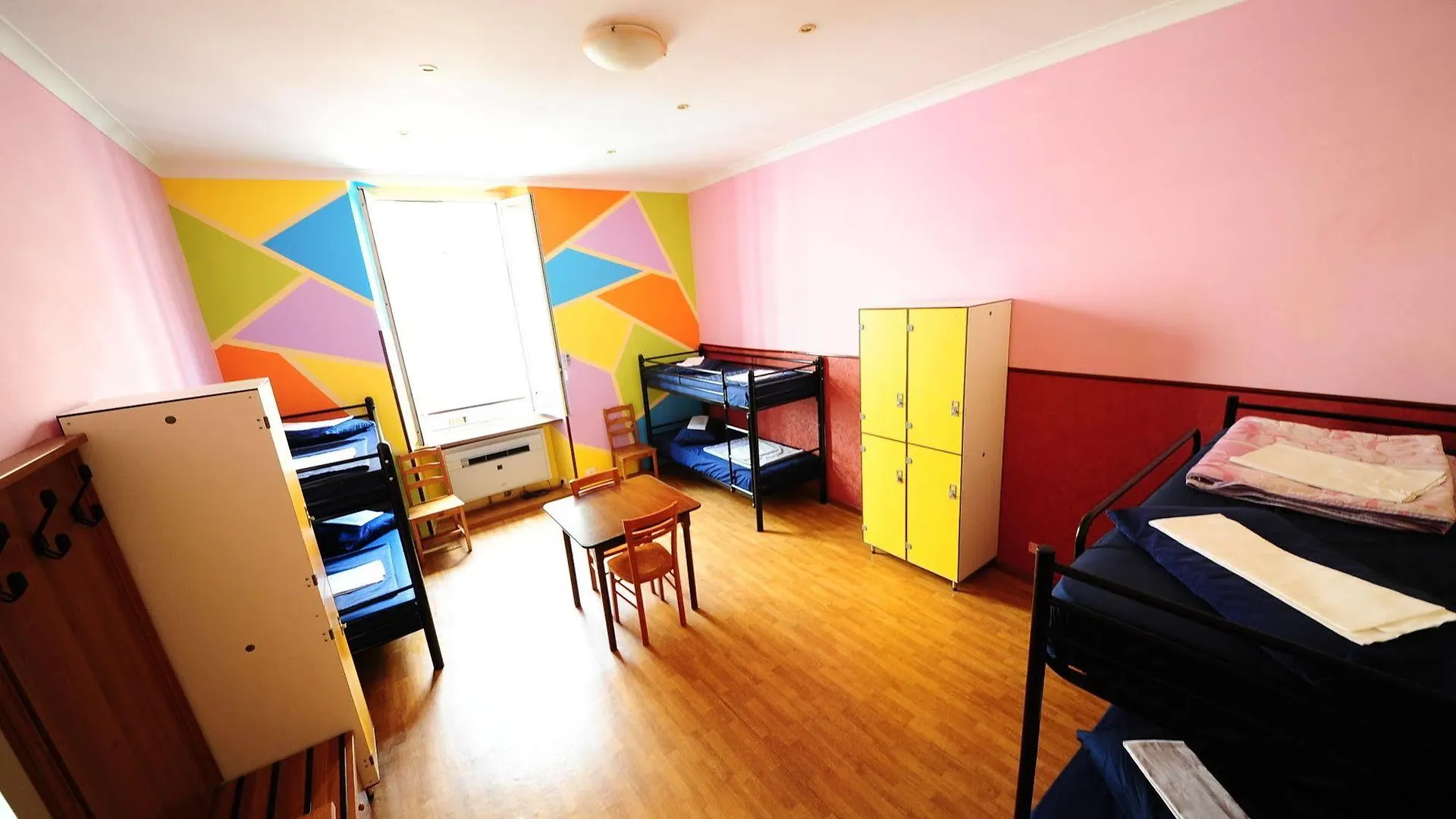 Hostel Alessandro Downtown & Bar Rome